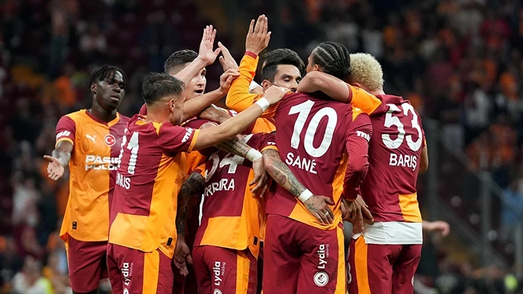 “Qalatasaray” "Yunentus"la qarşılaşacaq