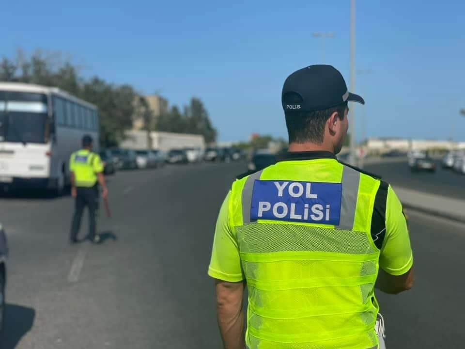 Yol polisindən rayonlara gedən sürücülərə MÜRACİƏT