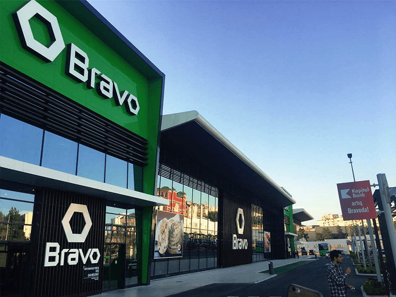 "Bravo"nun baş ofisində - İŞ VAR