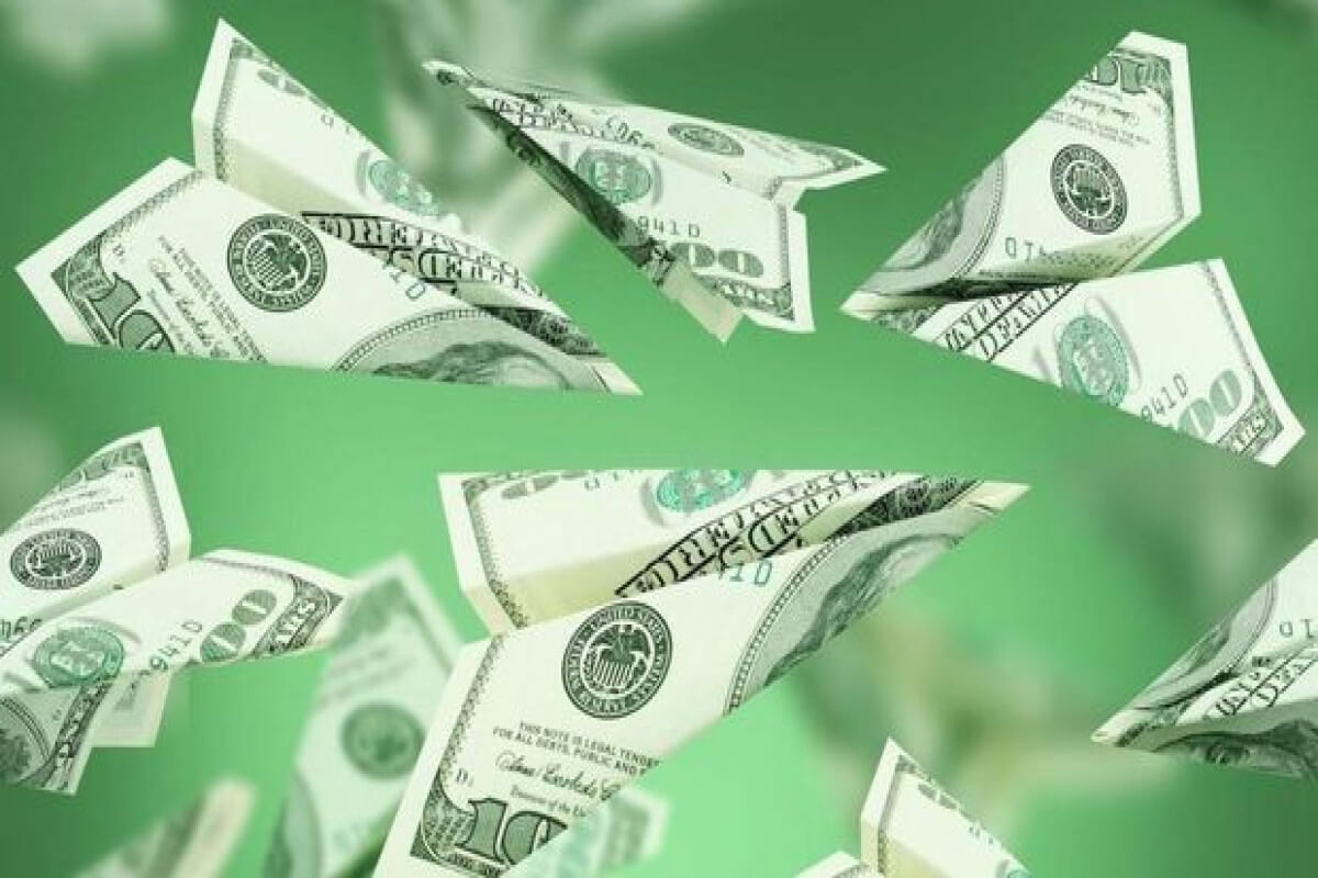 Xaricdən Azərbaycana 202 milyon manata yaxın pul köçürülüb