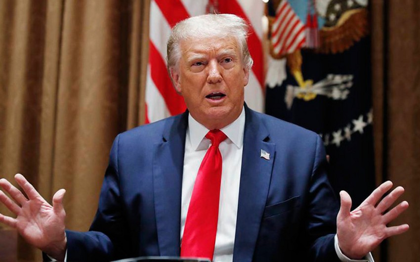 Tramp BRICS-i dəstəkləyən ölkələrə əlavə rüsumlar tətbiq edəcək