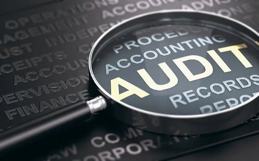 Azərbaycan auditorları haqsız rəqabətdən şikayət edir