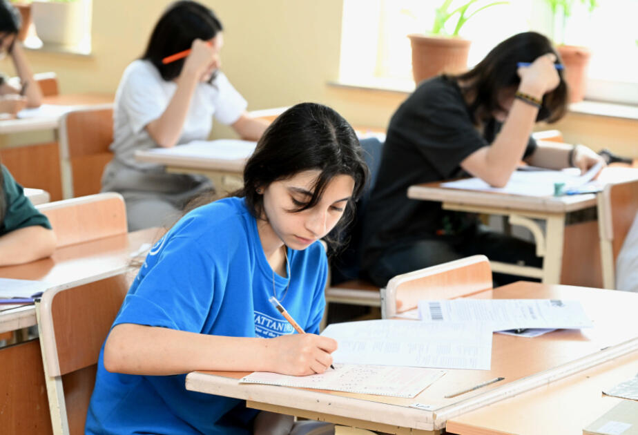 Təhsil eksperti: “200 baldan çox toplayan bütün abituriyentlər qəbul olacaq”