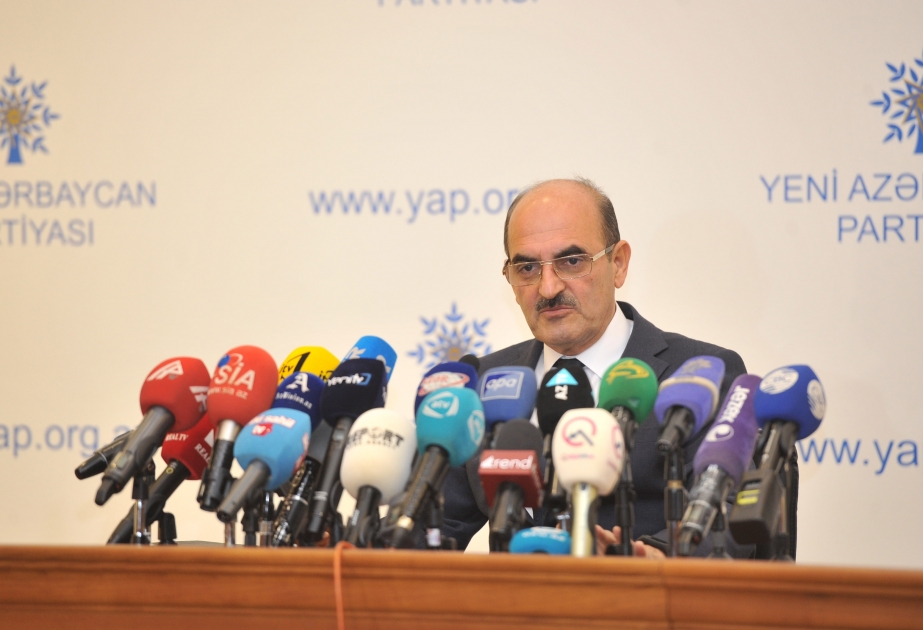 İlham Mirzəliyev özünə köməkçi axtarır