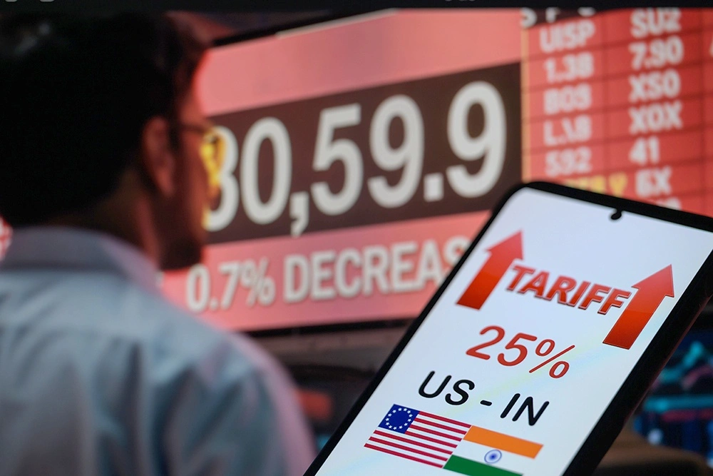 ABŞ Hindistan mallarına tariflərini 50%-ə qədər qaldırıb