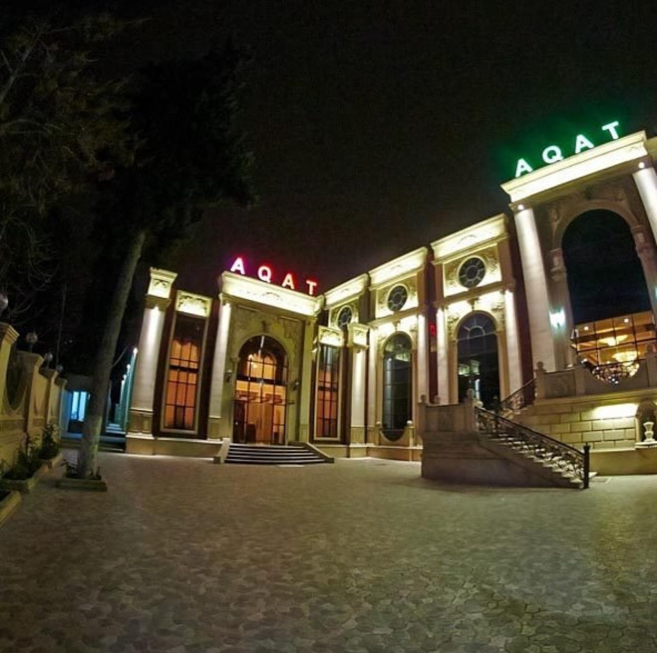 “Aqat” şadlıq evi mal əti adı ilə qonaqlara camış əti verib