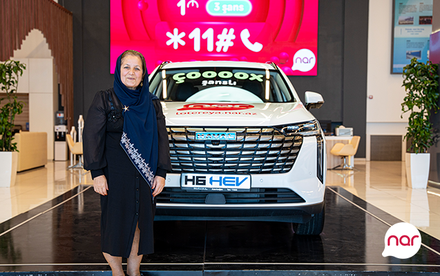 “Nar”ın həyəcan dolu lotereyasının növbəti qalibi yeni avtomobilinin açarlarını təhvil aldı