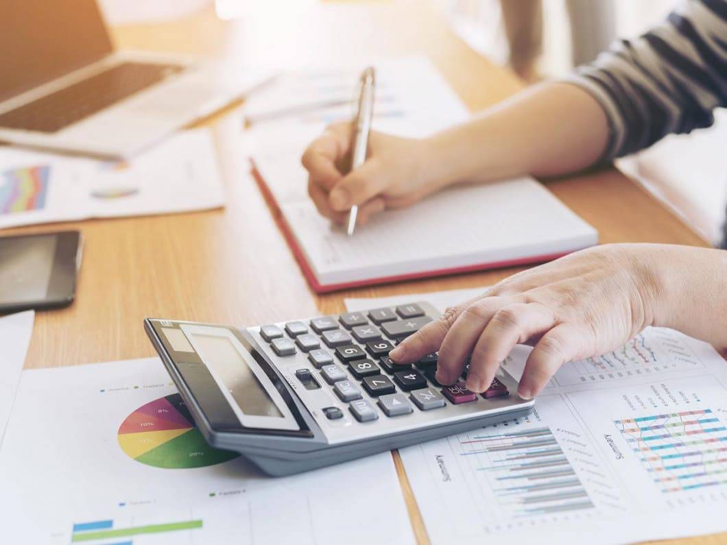 Nağdsız qaydada daşınmaz əmlak alanlara 28 milyon manat ƏDV geri qaytarılıb