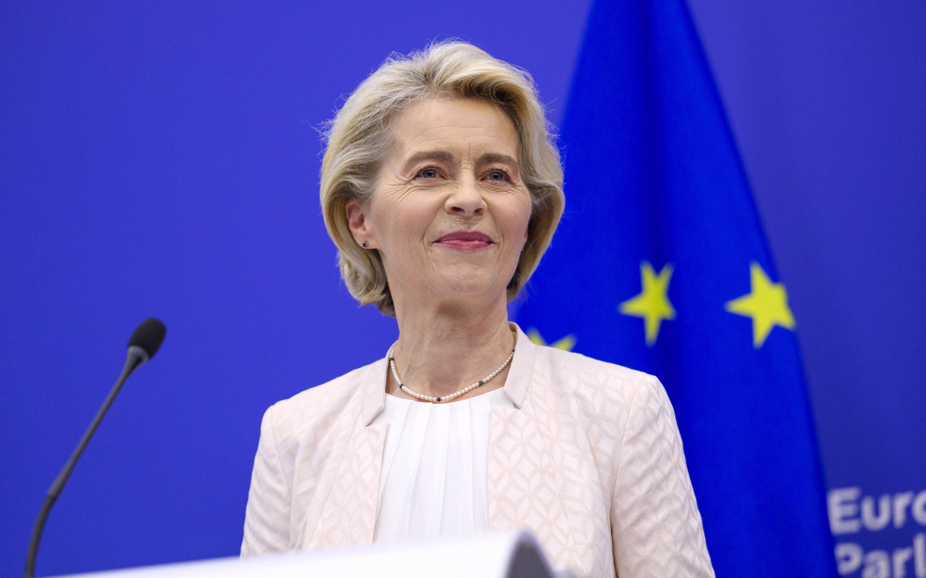 Von der Leyen: Avropa İttifaqı öz müasir hibrid müharibələrini aparmalıdır