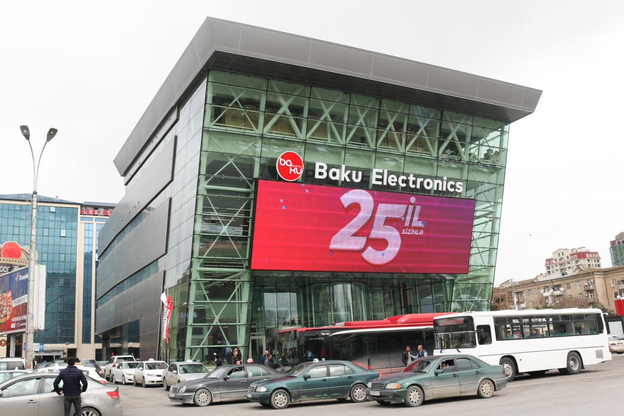 "Baku Electronics"in mağazası nöqsanlara görə fəaliyyətini dayandırdı