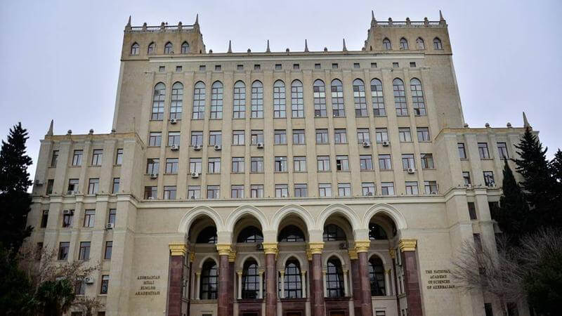 AMEA universitet yaratmaq istəyir