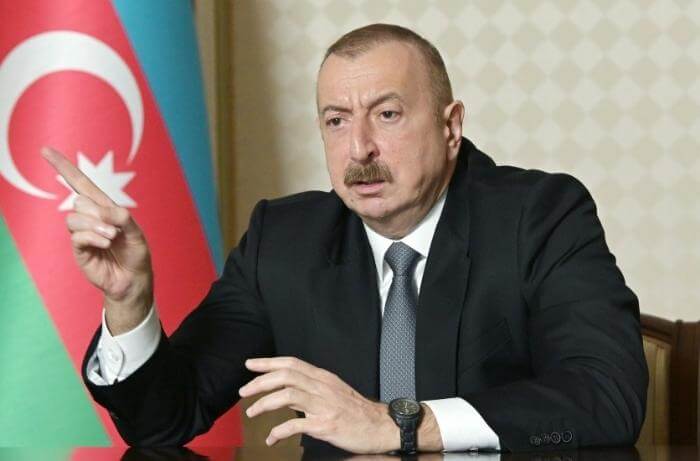 Prezident: "Məmurlar şəhid ailələrinə kömək göstərməlidirlər"