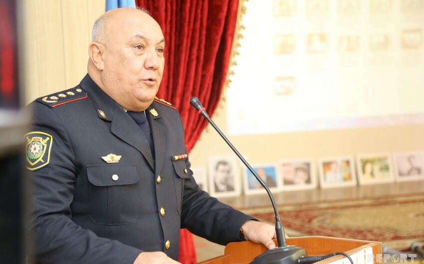 Vaqif Əsədov təqaüdə göndərildi