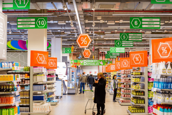 "Bravo" işçi axtarır