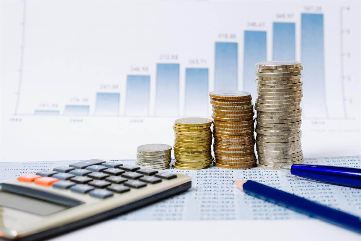 İcmal büdcənin gəlirləri 32,4%, xərcləri 8% artırılır