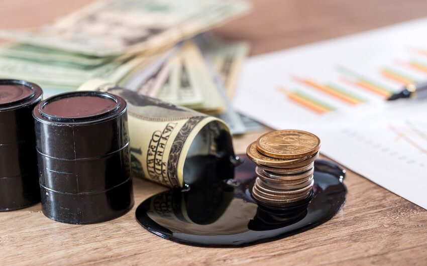 Büdcədə neftin bir barelinin qiyməti 85 dollara artırıldı