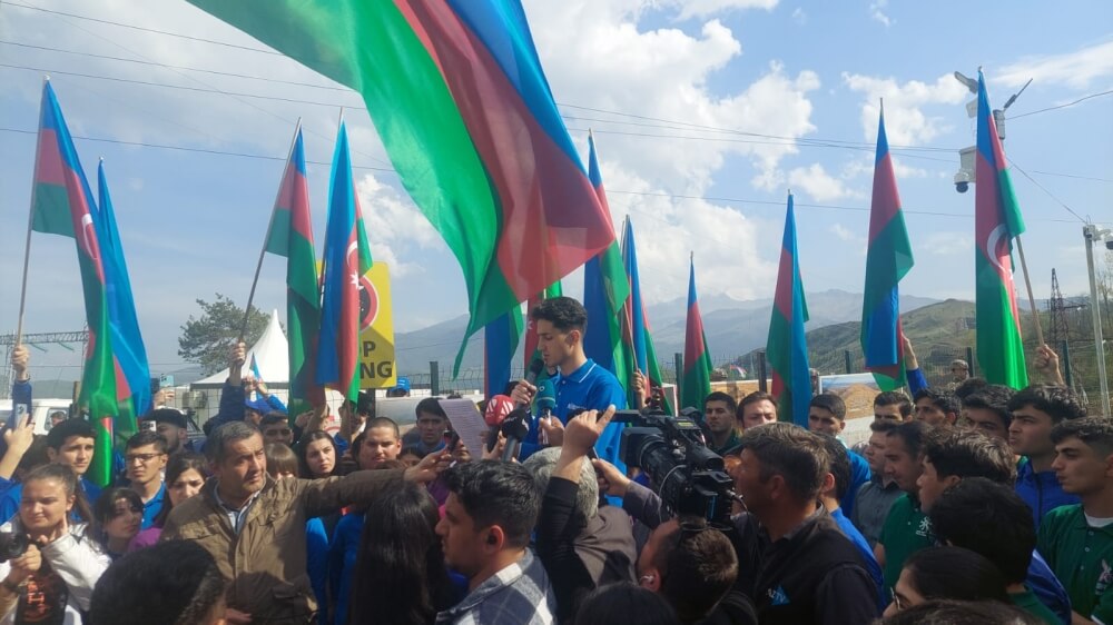 Ekofəalların Laçın-Xankəndi yolundakı etiraz aksiyası müvəqqəti dayandırıldı