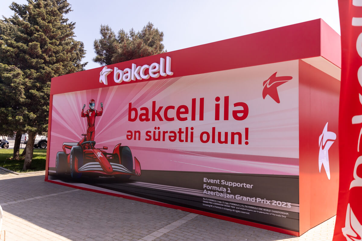 “Bakcell” stendinə azarkeş axını! - FOTO