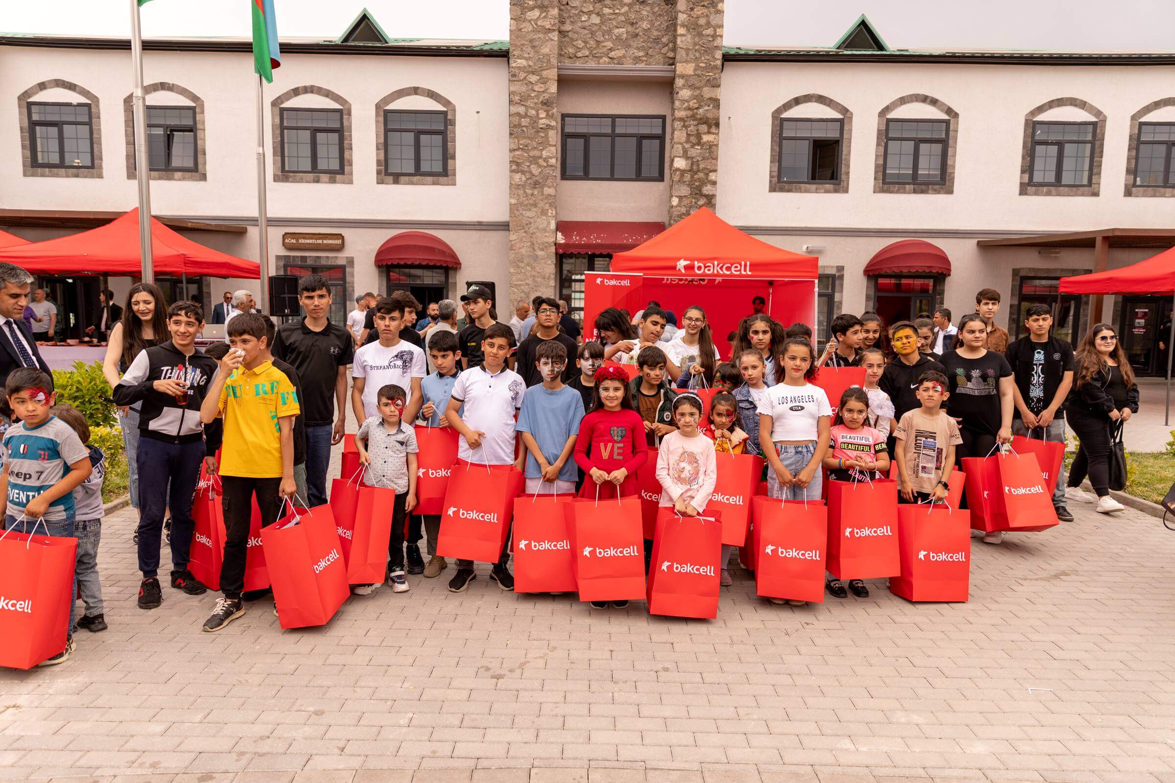 “Bakcell” Zəngilanın Ağalı kəndində mağaza açdı