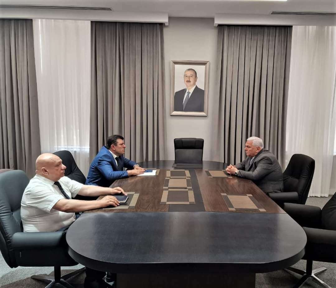 "Azəriqaz"ın Regional İdarələrin məsul şəxsləri icra başçıları ilə görüşür