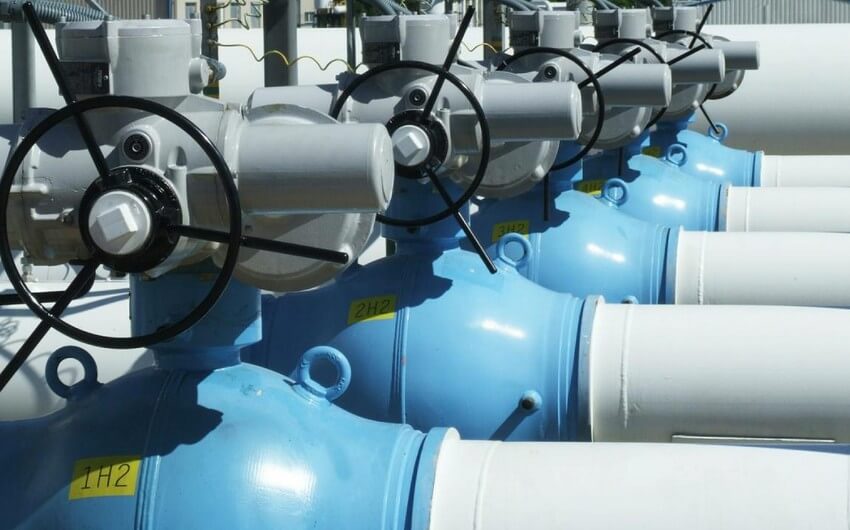 Avropada təbii qaz cüzi ucuzlaşıb