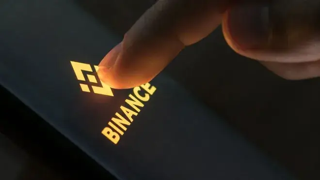"Binance" bazar payını itirir