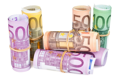 Rəsmi məzənnələr açıqlandı