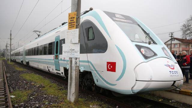 Türkiyə ilk elektrik qatarını istehsal edəcək