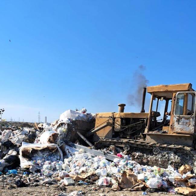 “Hicaz 313” MMC-nin 3,9 ton kolbasa məhsulları məhv edildi