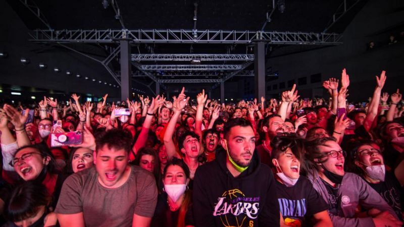 İtaliyada gecə klubundan çıxanlar üçün taksi pulsuz olub