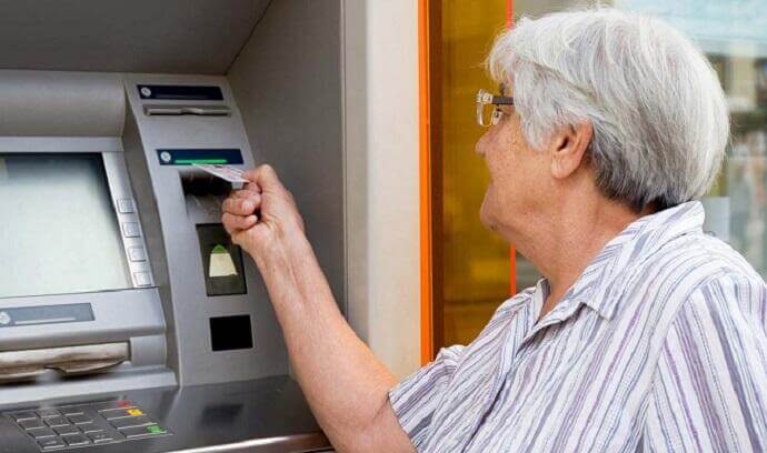 Pensiyalar ödənildi