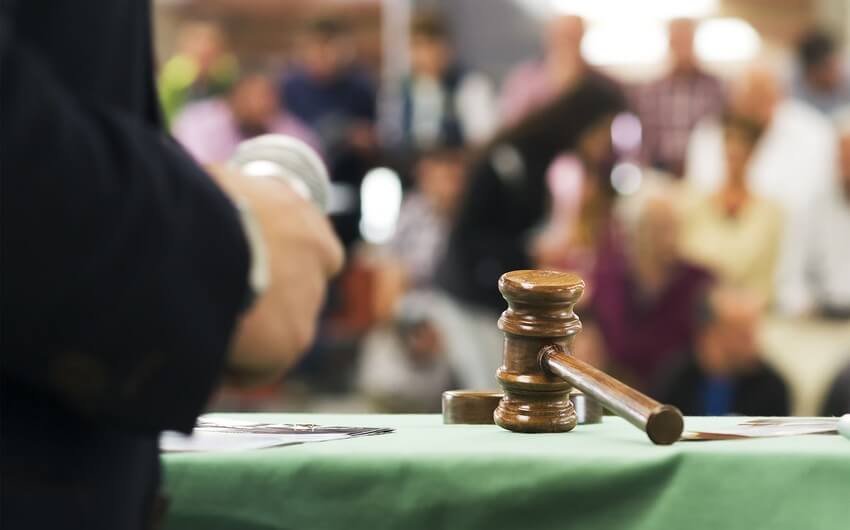 19 faydalı qazıntı yatağı hərraca çıxarılır