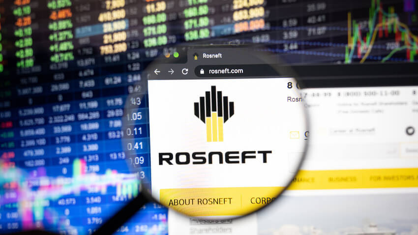 “Rosneft” 6,8 milyard dollar xalis mənfəət əldə edib