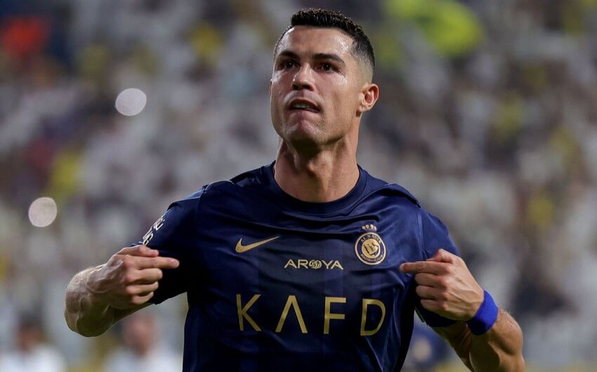 Ronaldo daha bir dünya rekorduna imza atıb