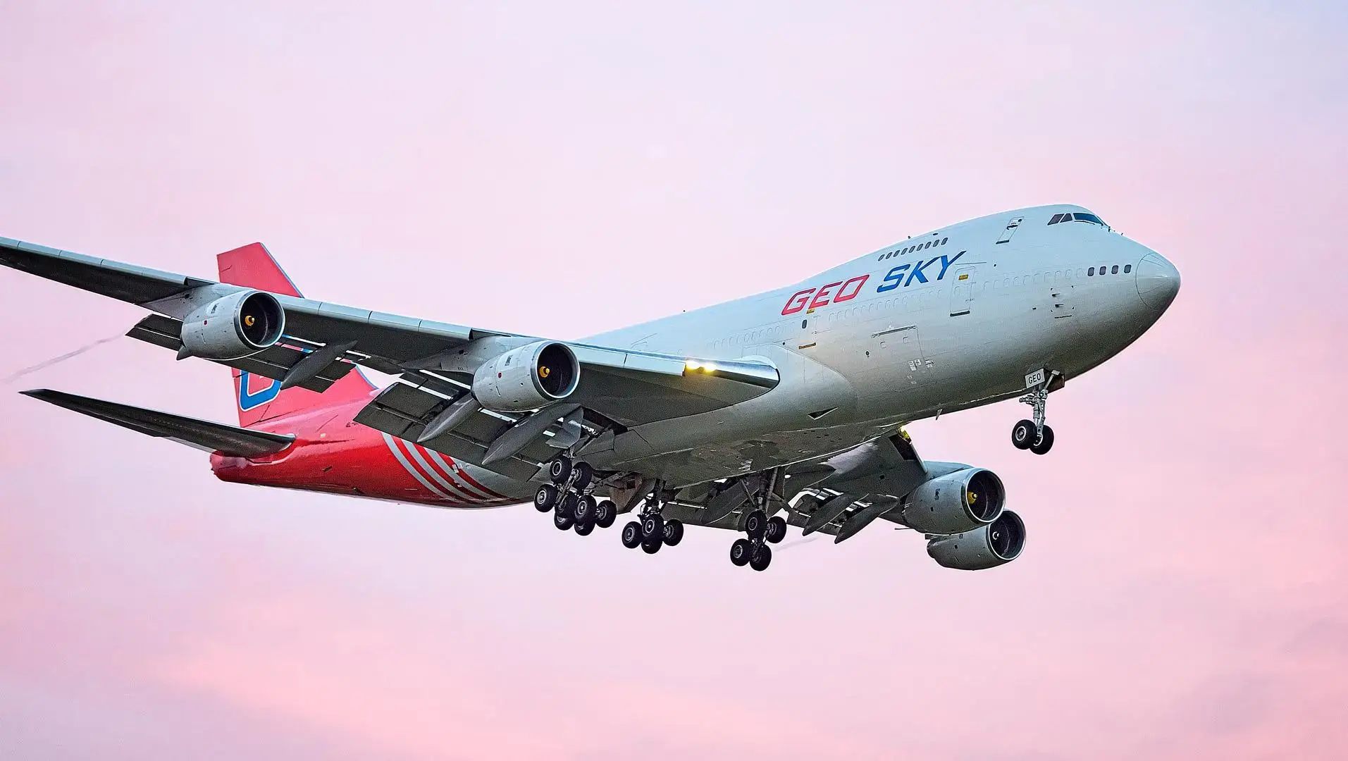 Azərbaycana daha bir aşağıbüdcəli aviaşirkət uçuş həyata keçirəcək