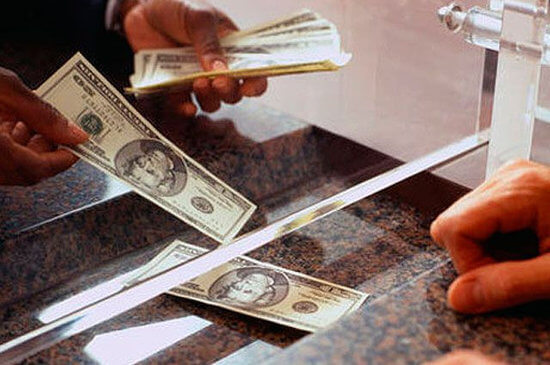 Azərbaycandan Gürcüstana pul köçürmələr azalıb