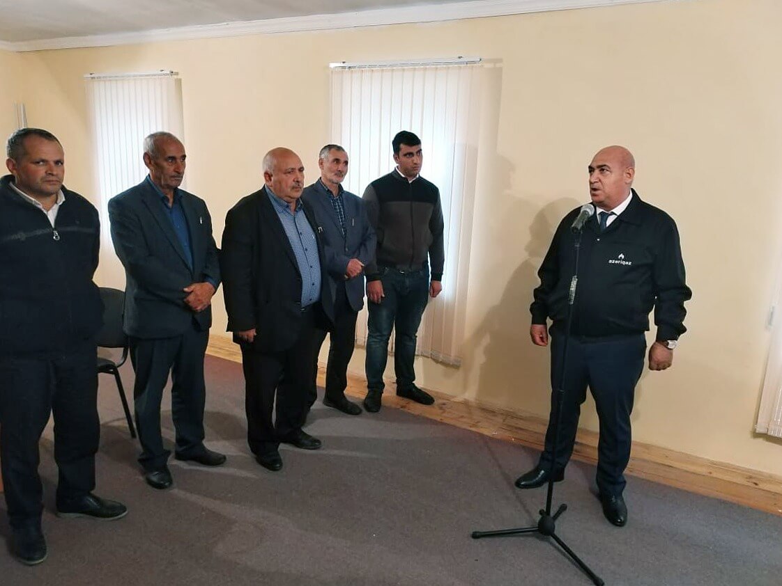 “Səyyar qəbul otağı” Ərəbşalbaş kənd sakinlərinin ixtiyarında oldu