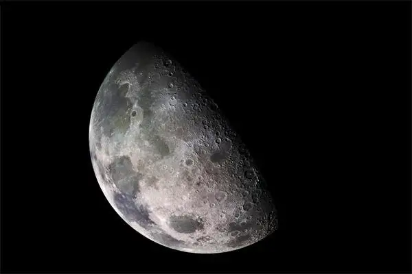 Sirli qüvvə Ayda su əmələ gətirir