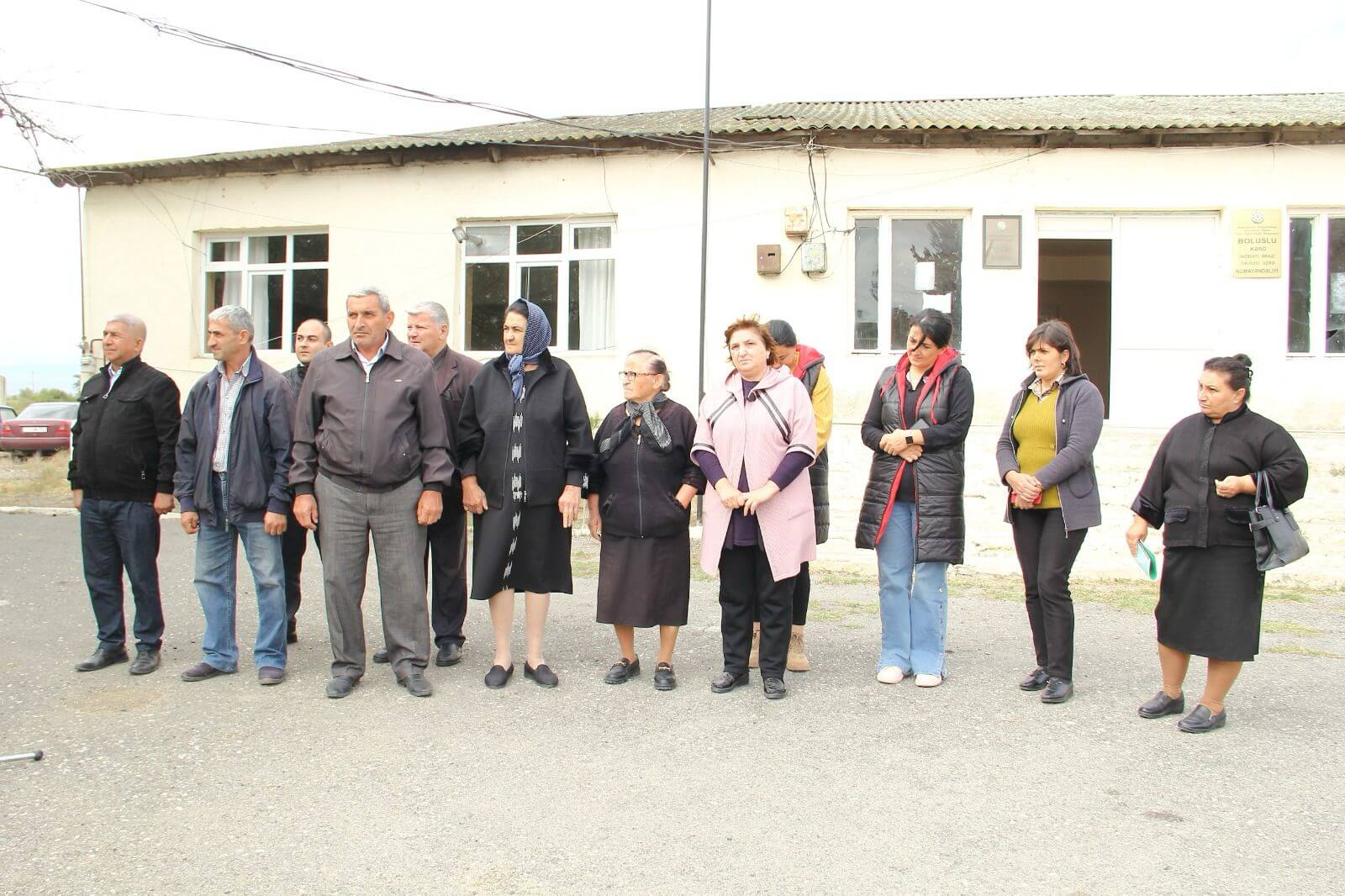 "Səyyar qəbul otağı" Goranboyun Boluslu kəndində quruldu