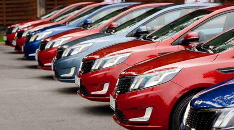 1 530 manatlıq “Hyundai Getz” 10 minə, 900 manatlıq “Traktor MTZ” isə 6 min manata özəlləşdirildi