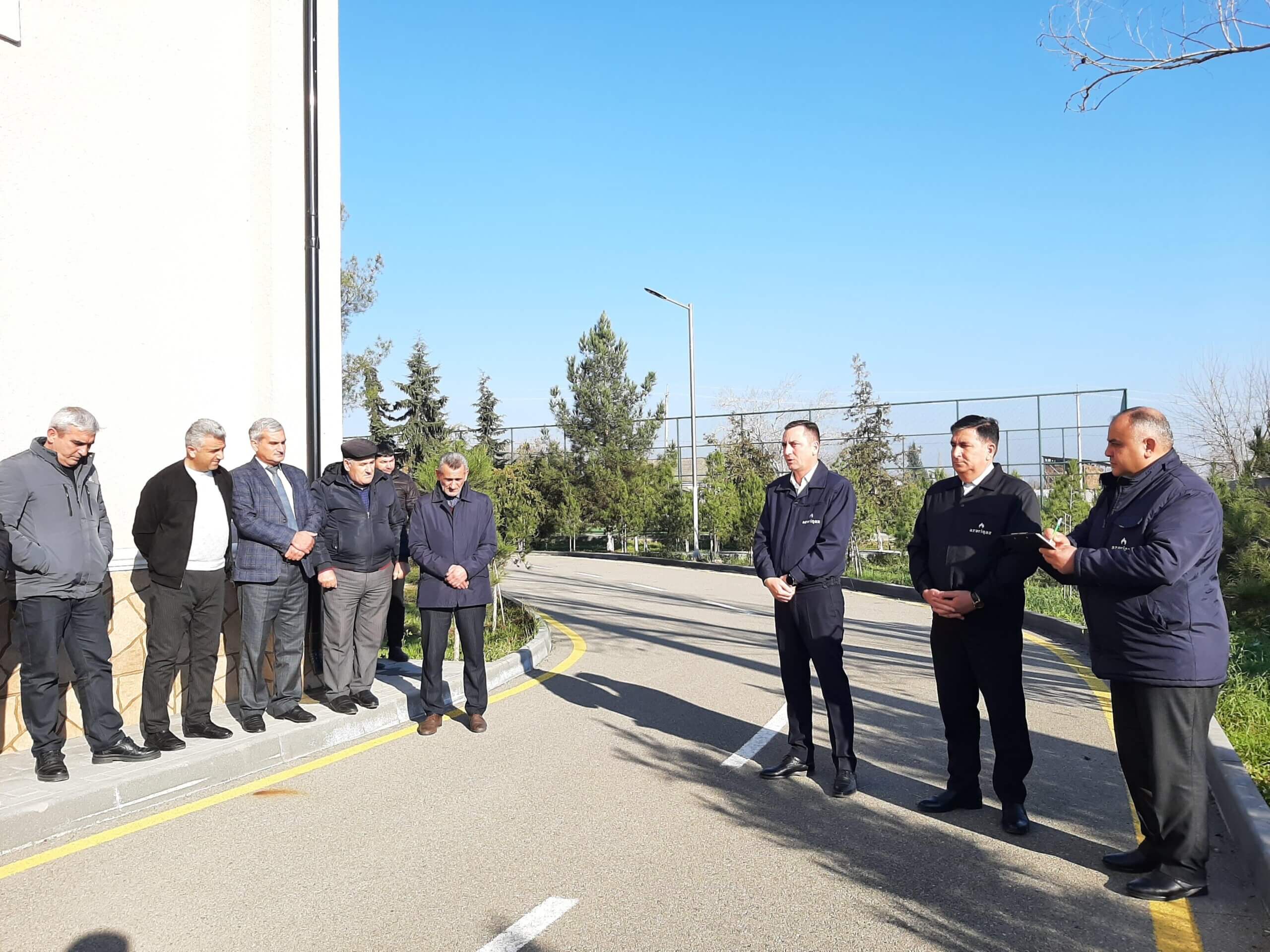 Dəllər kəndinin qazlaşmasını istəyən sakinlər “Açıq mikrofon”da