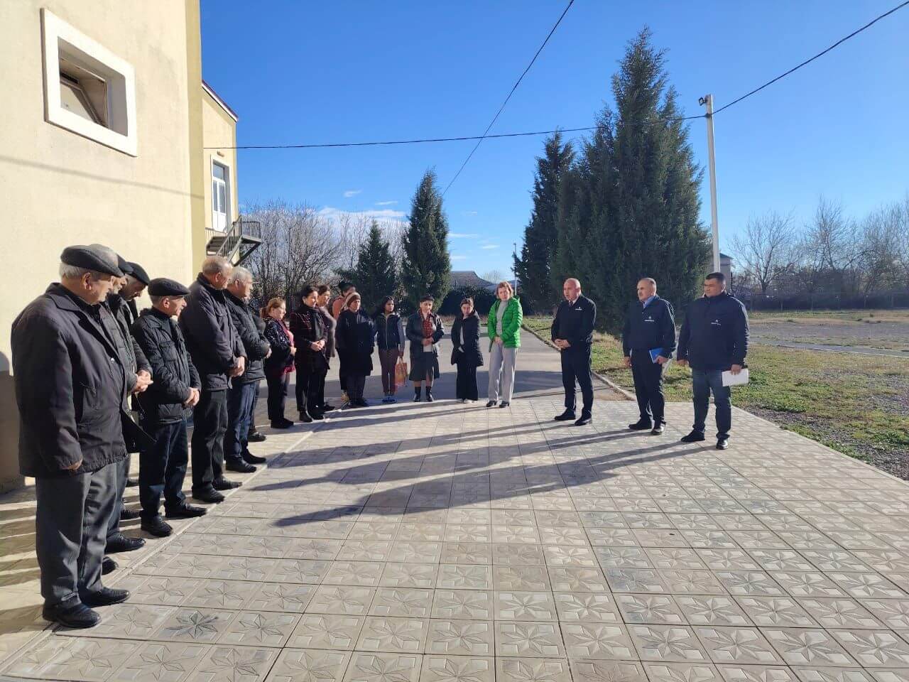 "Səyyar qəbul otağı" Türkmən kənd sakinlərinin ixtiyarında olub