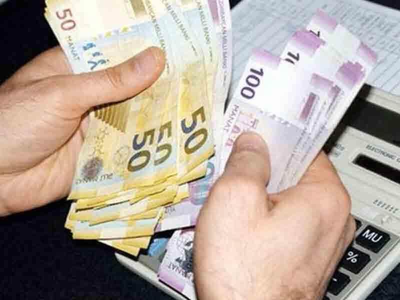 Orta aylıq əməkhaqqı 10,8% artdı - 946,8 manat oldu