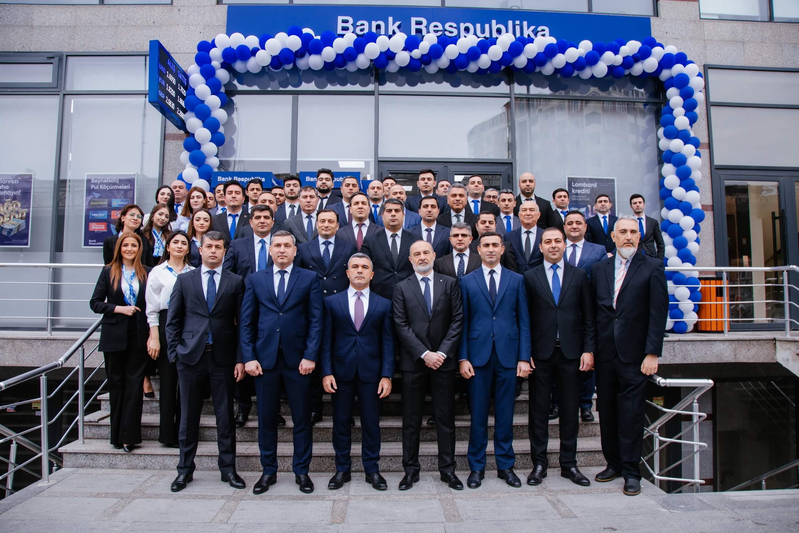 "Bank Respublika" yenilənmiş “Memar Əcəmi” filialını yeni ünvanda açdı
