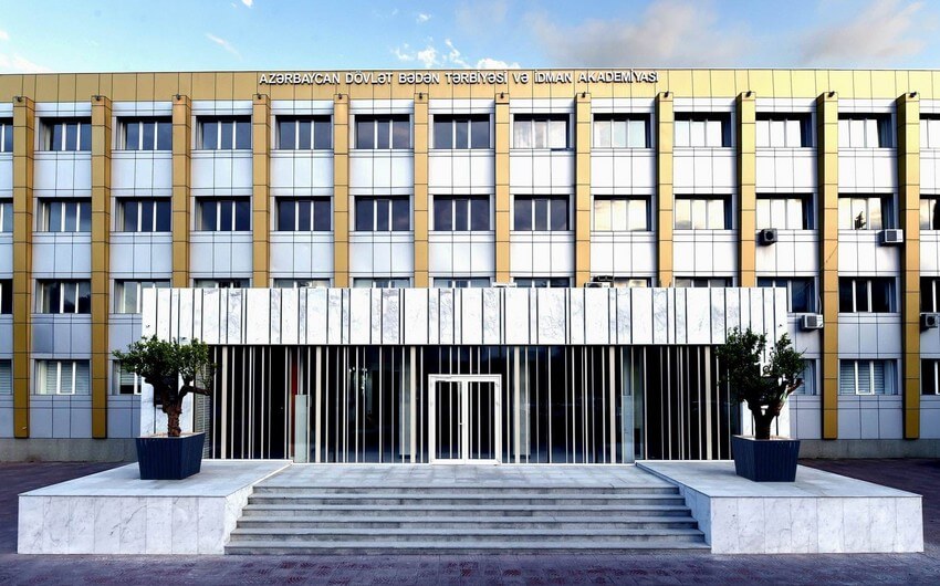 Üzgüçülük hovuzu işləməsə də, işçilərə 55 min manat maaş verilib - AUDİT