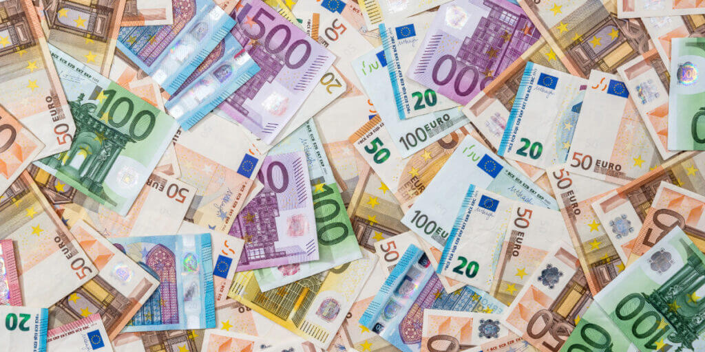 Azərbaycan Türkiyə iqtisadiyyatına birbaşa investisiya qoyuluşunu 2 dəfədən çox artıb